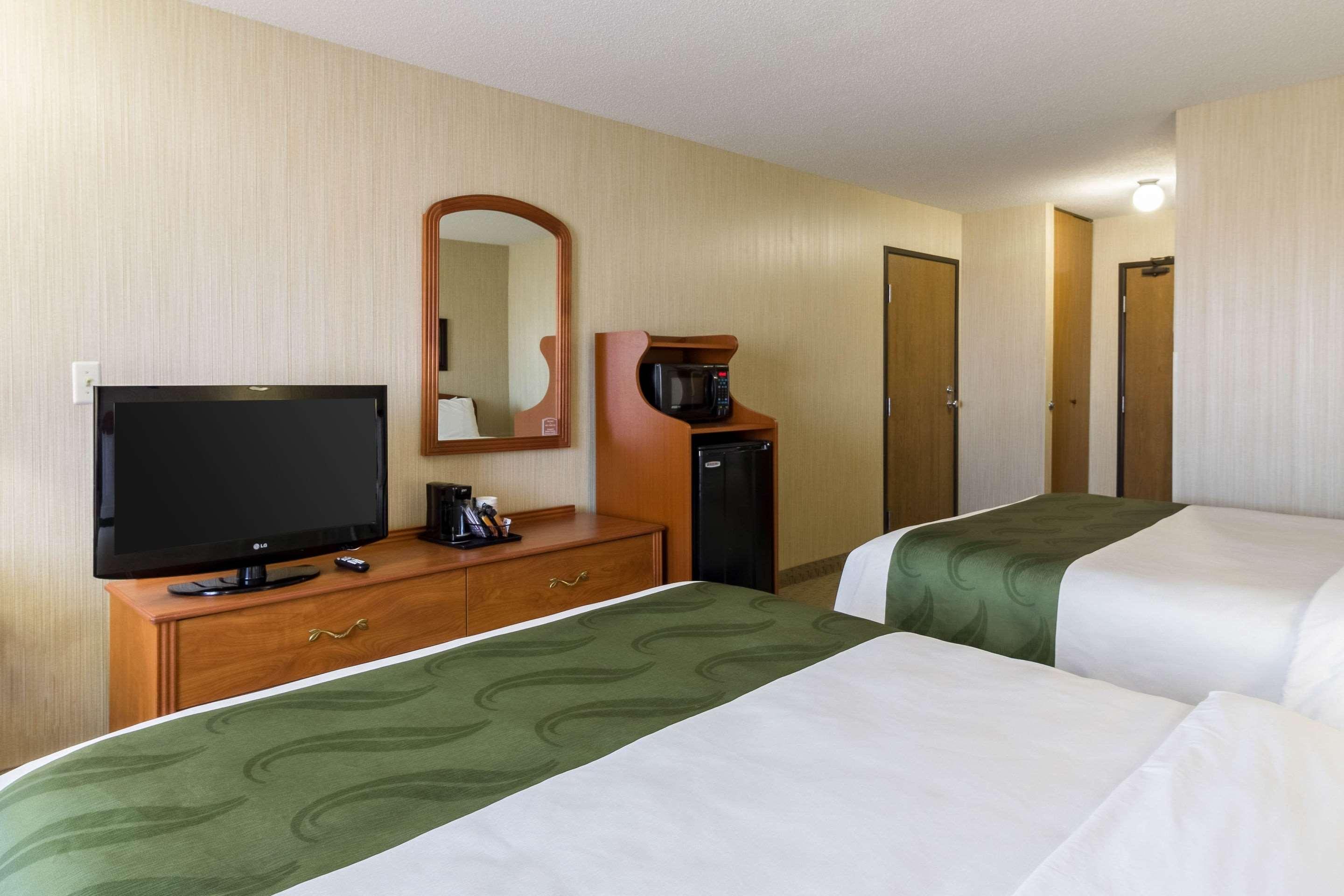 Quality Inn Marshall Mn Near University Bagian luar foto